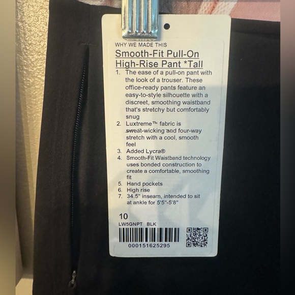 Lululemon smooth fit pull on black pant size 10 tall. - Picture 2 of 8